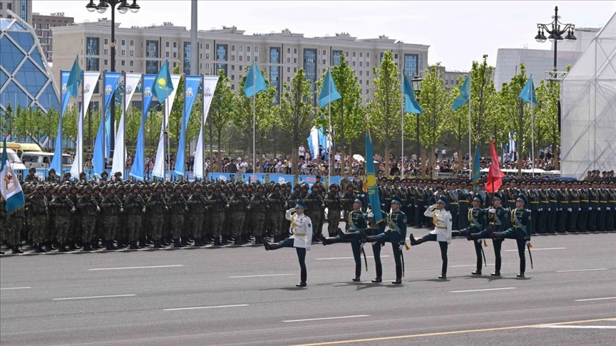 парад.jpg парад.jpg