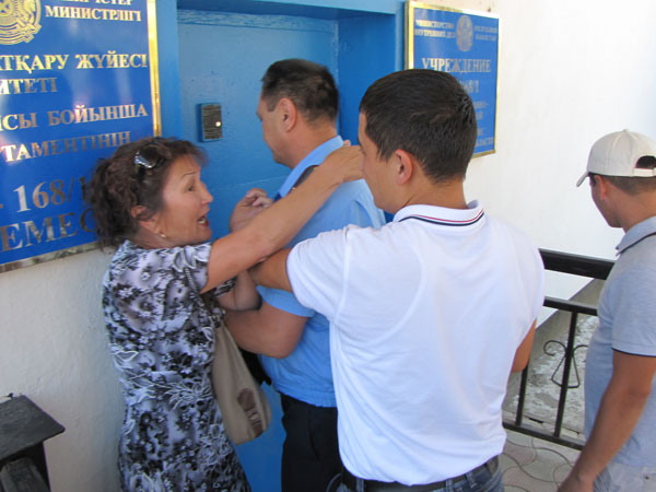 В СЛЕДСТВЕННОМ ИЗОЛЯТОРЕ АКТОБЕ ПРОИЗОШЕЛ БУНТ