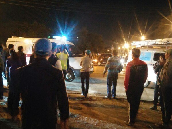 В Саздинку упала иномарка с двумя девушками