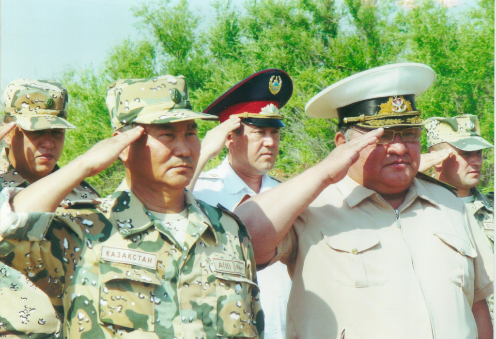 На учениях с контр-адмиралом Р.Комратовым..jpg На учениях с контр-адмиралом Р.Комратовым..jpg