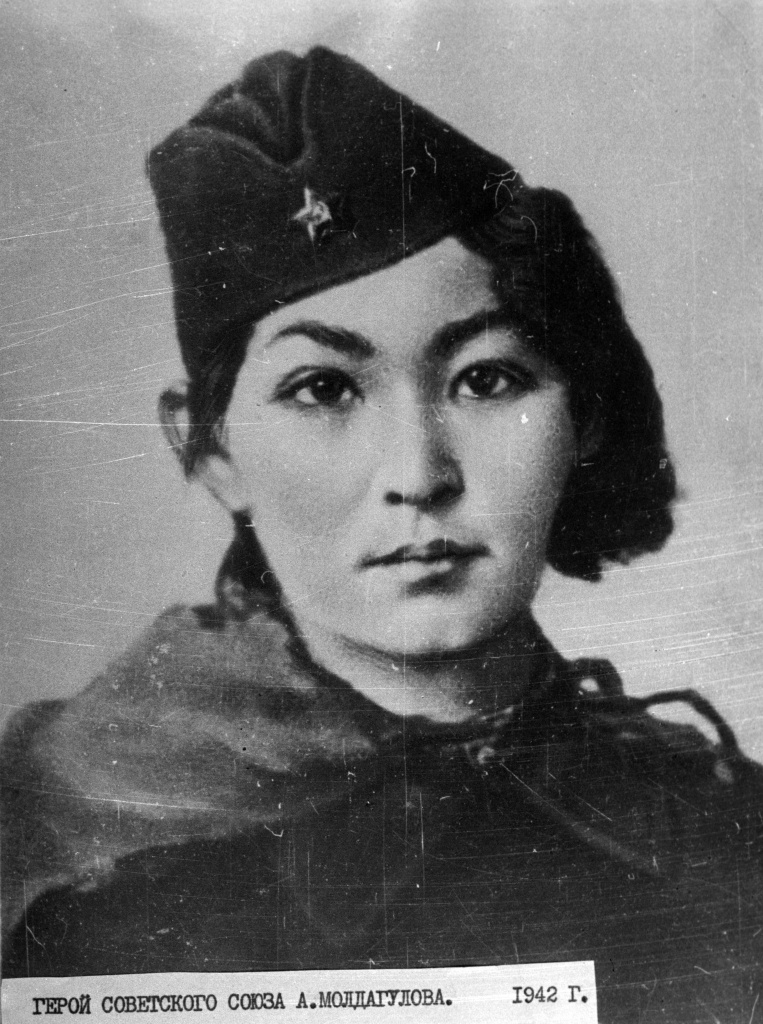 Таким выглядит канонический портрет Алии...jpg