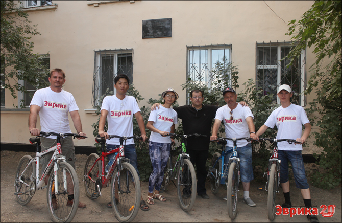 Вековой юбилей казахстанского велоспорта сотрудники «Эврики» встретили на колёсах