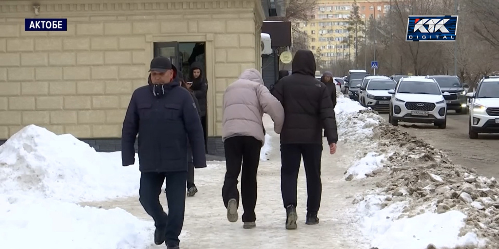 гололёд.jpg гололёд.jpg