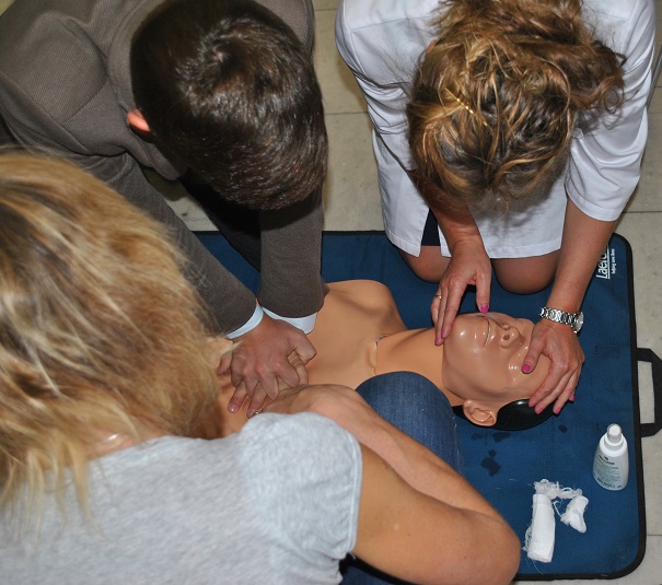 первая медпомощь.jpg